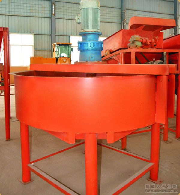 盤式攪拌機(jī)_有機(jī)肥盤式攪拌機(jī)價(jià)格